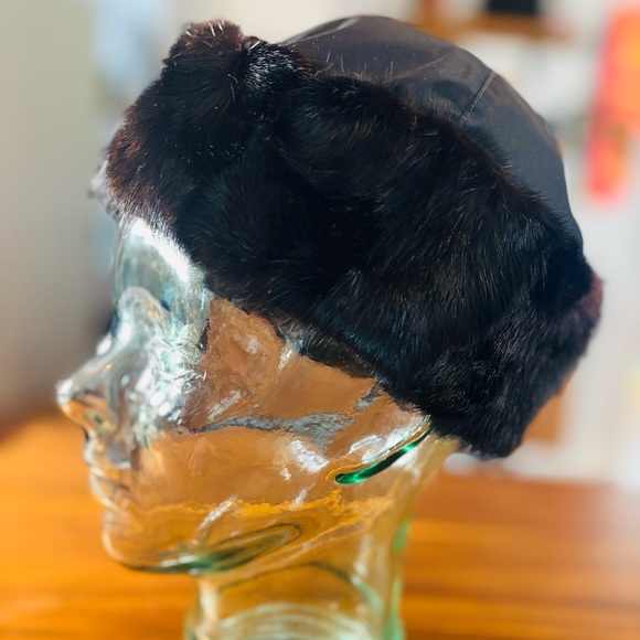 Vintage Real Fur Winter Hat – Made in Quebec – Black Mink Style Trapper Hat - Picture 7 of 8